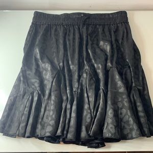 black cheetah print trendy skirt never worn!